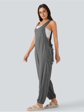 HALARA Gray Tie-Side Jumpsuit with White Tank Accent